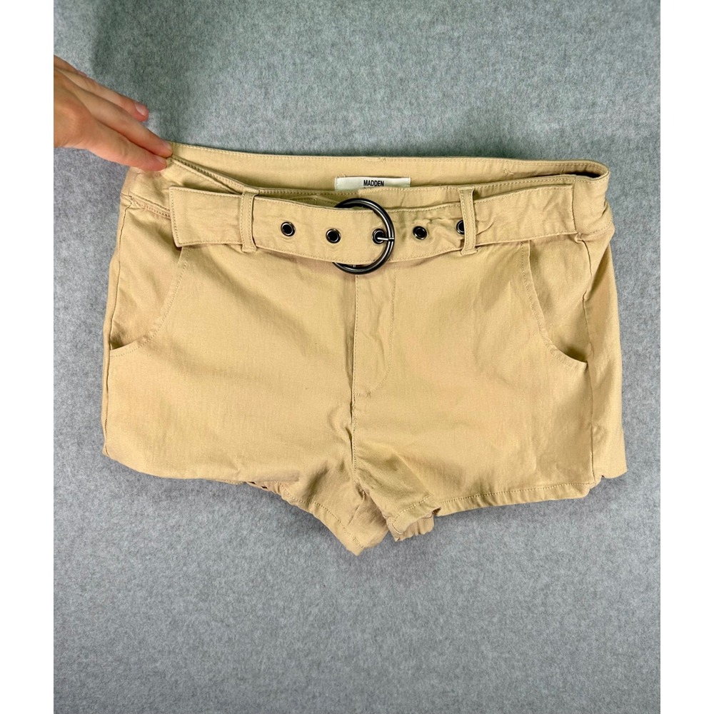 Madden NYC Womens Belted Shorts Tan Khaki Twill Stretch Medium M Hook & Eye